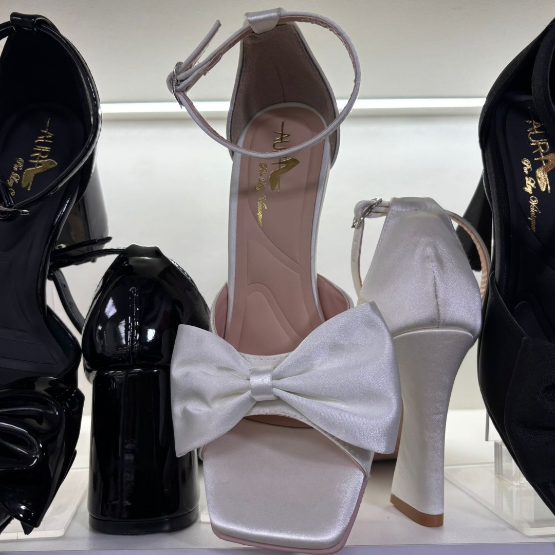 Sandalia Tiana Hueso Satin X9