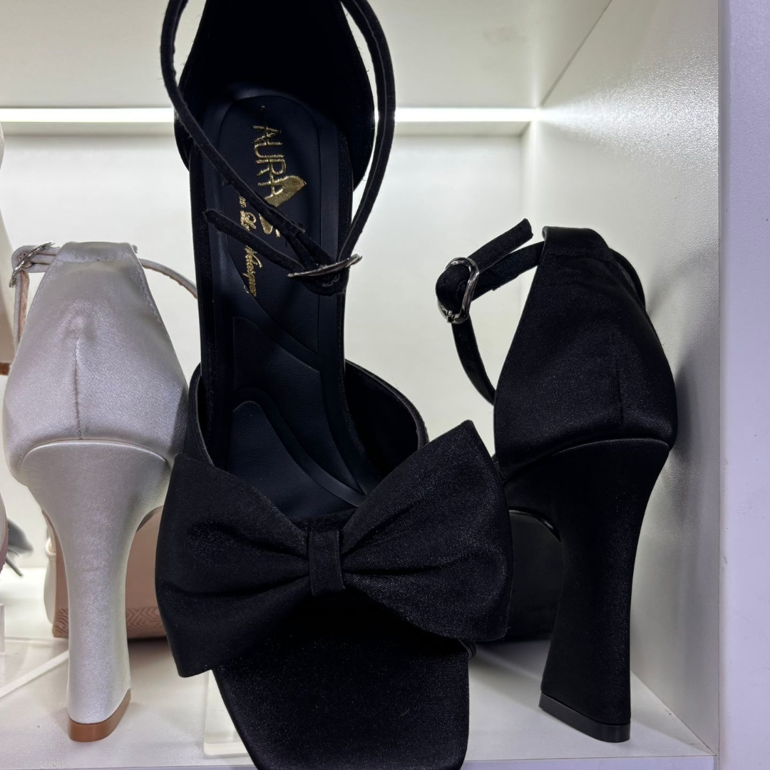Sandalia Tiana Negro Satin X9