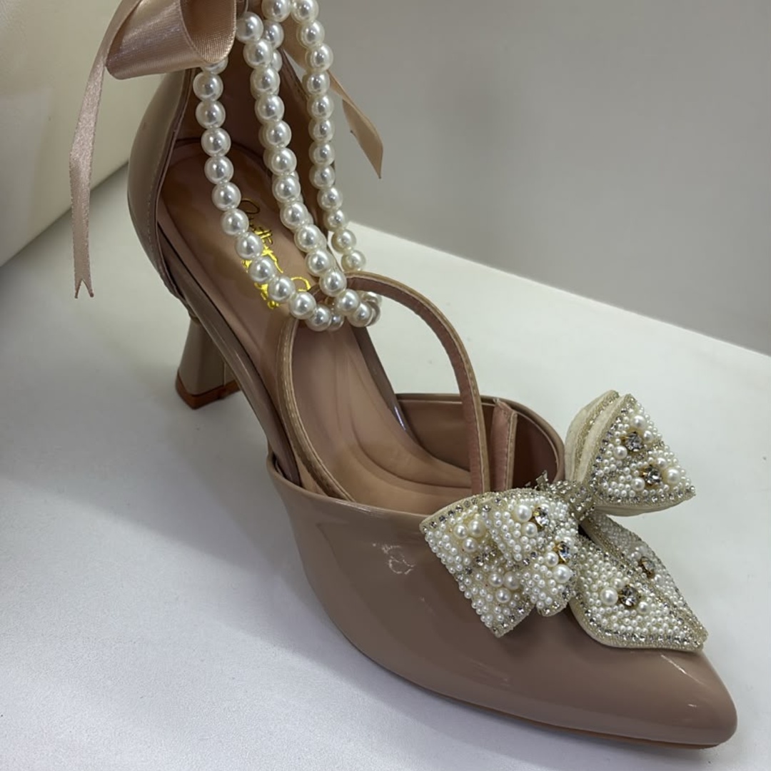 Stiletto Fatima Copa Beige Charol