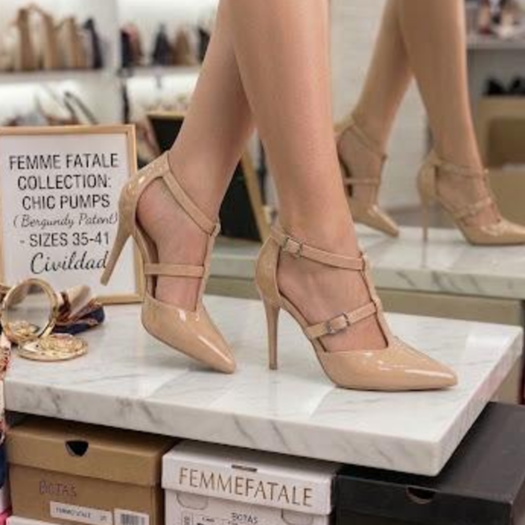 Stiletto Roma Beige X9 Charol