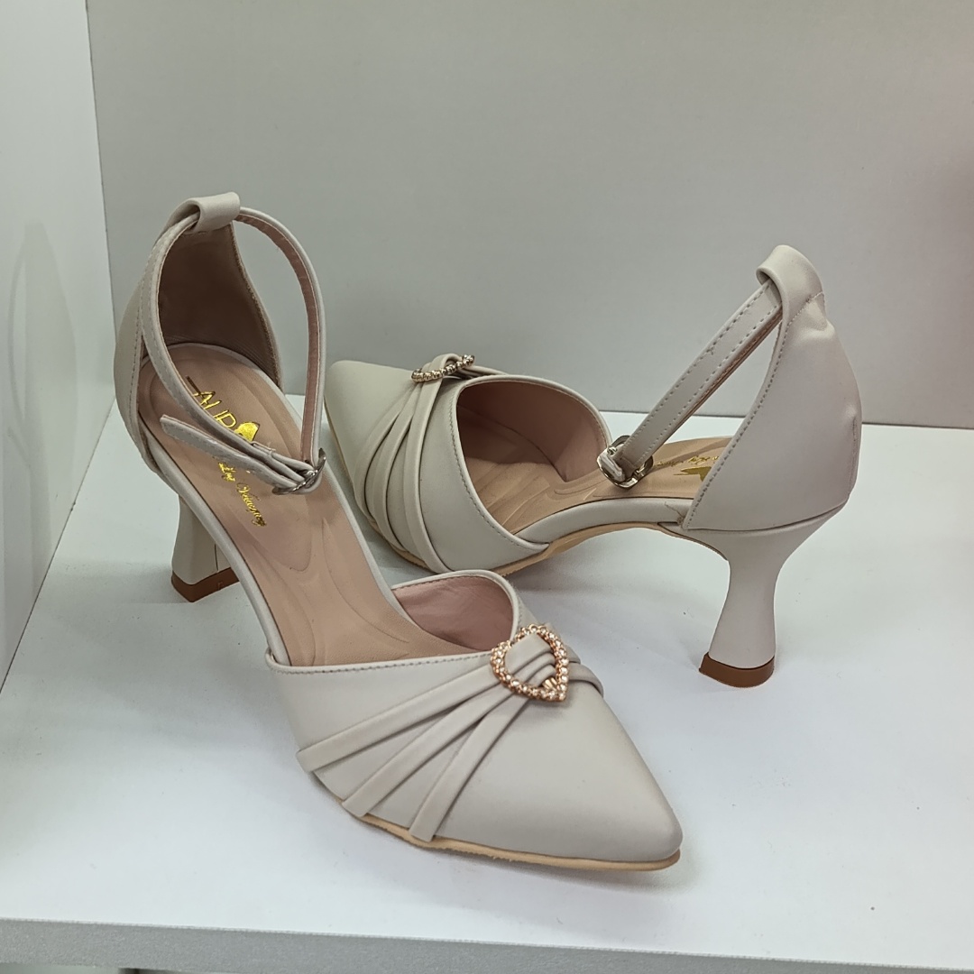 Stiletto Corazón Hueso Taco Copa X7