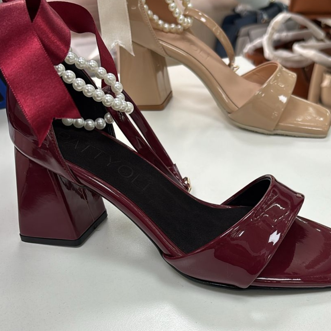 Sandalia Perlas Cherry