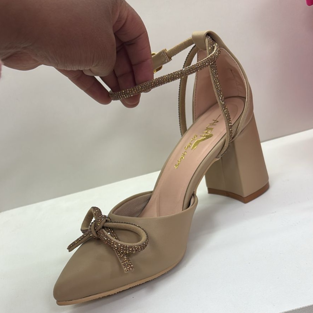 Stiletto Ariel Beige X7