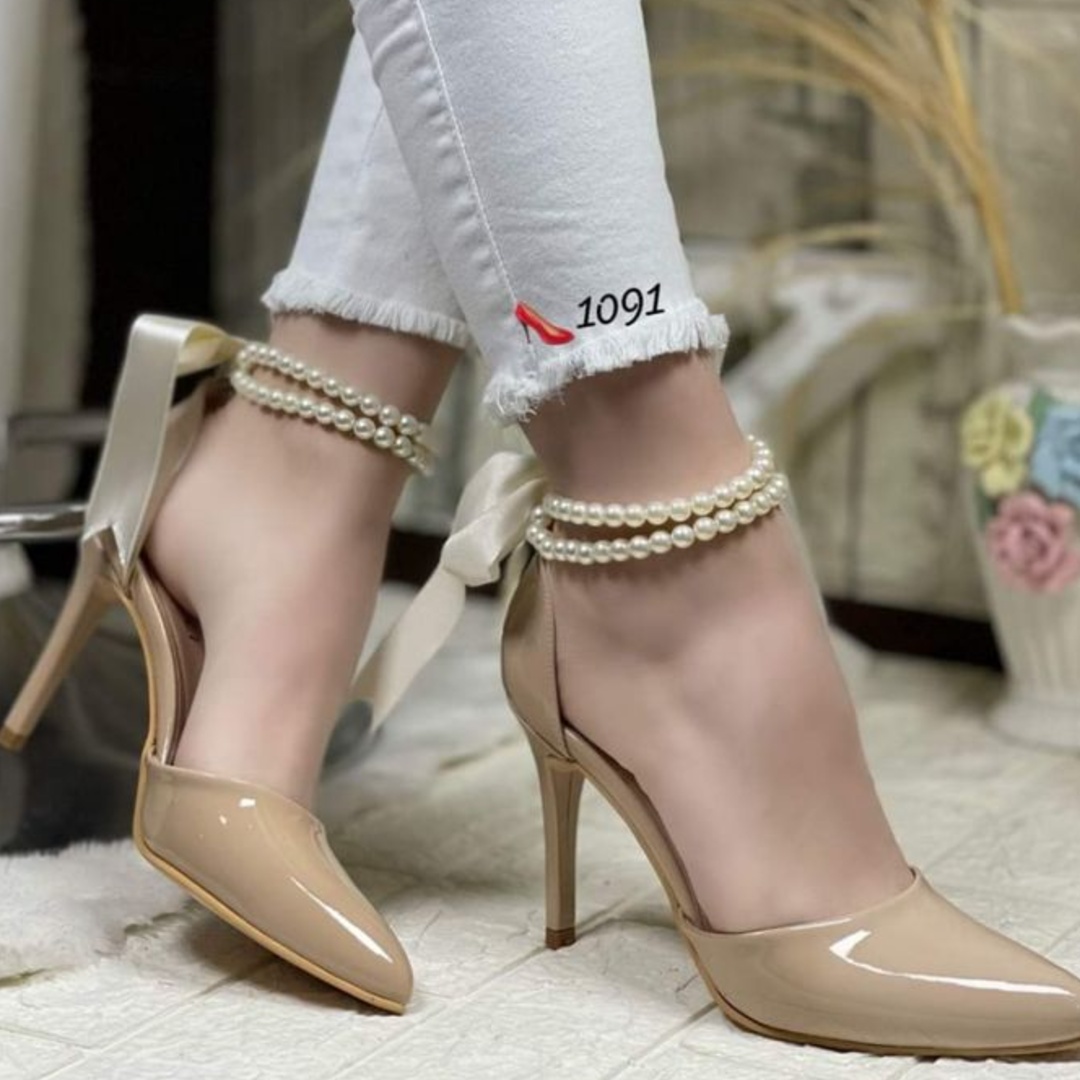 Stiletto Perlas Beige X9 Delgado Pattyoli