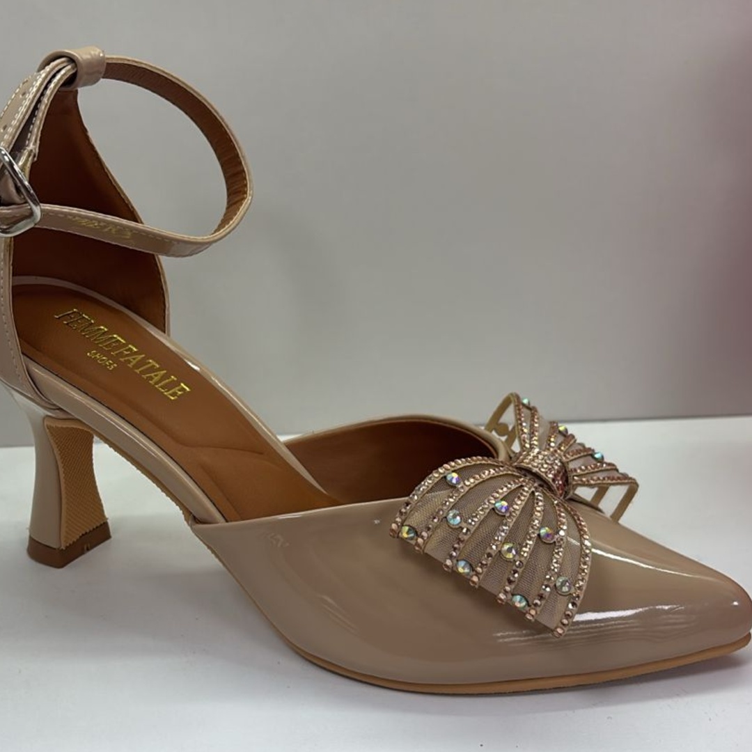 Stiletto Tul Charol Beige  X7 Copa
