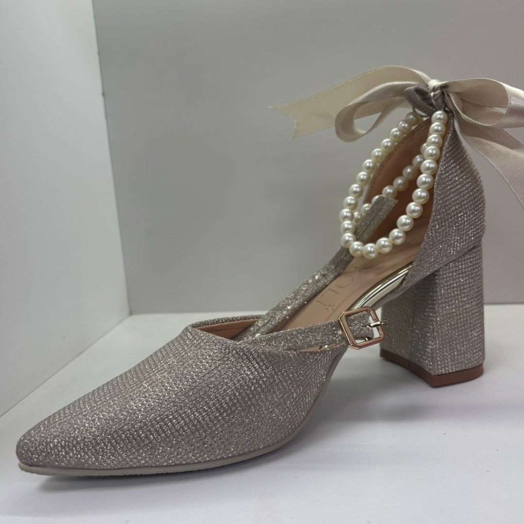 Stiletto Dorado Perlas X7 Cuadrado Pattyoli