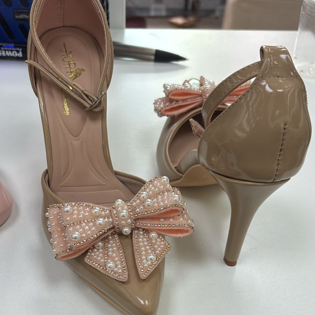 Stiletto Jazmin Beige X9 Delgado