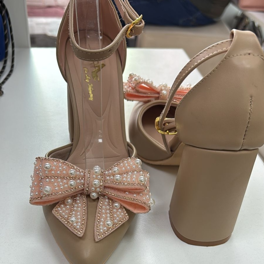 Stiletto Aurora  Beige X9 Cuadrado